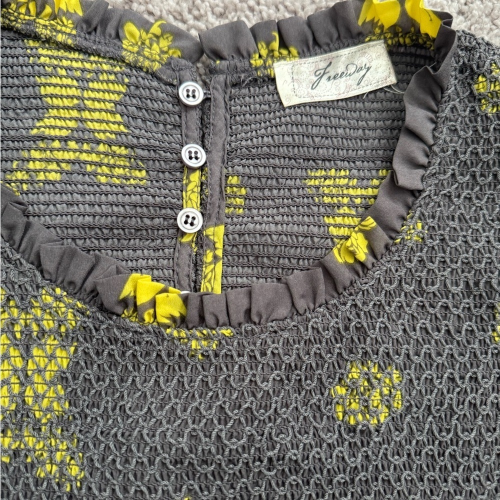 Freeway Gray and Yellow Floral Babydoll Dress short sleeves button back - Picture 6 of 8